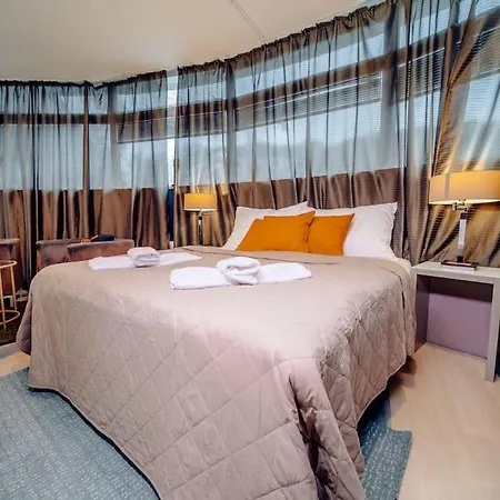 Miami Lovely Romantic Garden With Whirlpool Апартаменты *