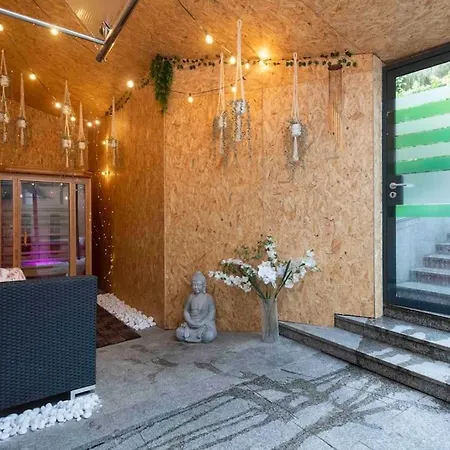 Miami Lovely Romantic Garden With Whirlpool アパート