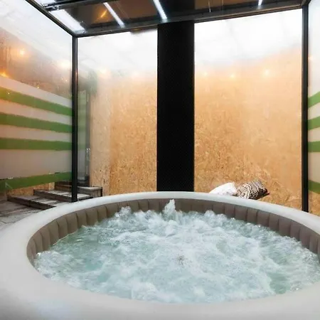 Miami Lovely Romantic Garden With Whirlpool Апартаменты