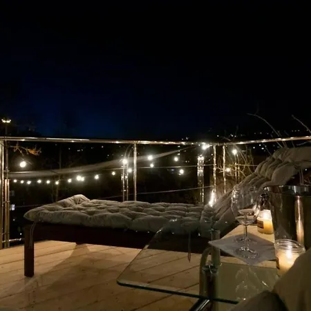 Miami Lovely Romantic Garden With Whirlpool Apartamento Praga