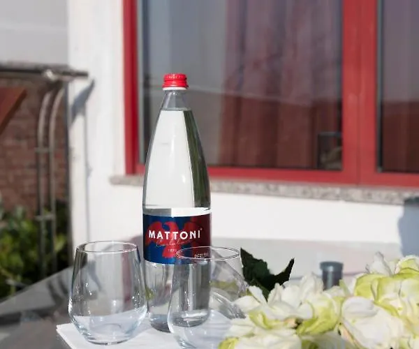 Apartmán Miami Lovely Romantic Garden With Whirlpool Praha