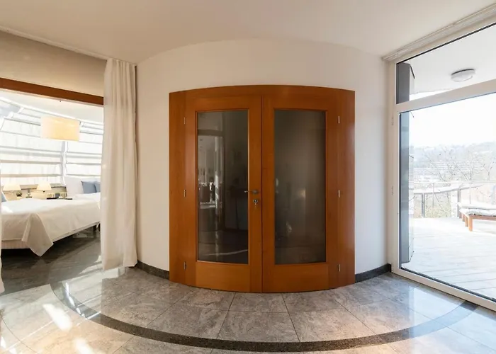 Miami Lovely Romantic Garden With Whirlpool Apartmán *