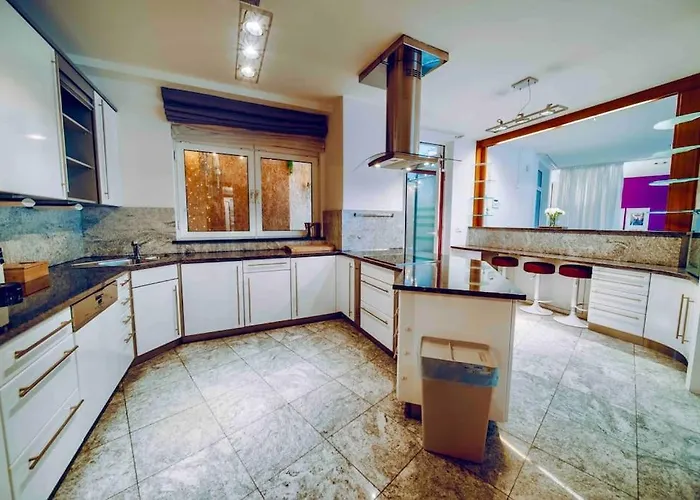 Apartmán Miami Lovely Romantic Garden With Whirlpool Praha