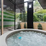 Daire Miami Lovely Romantic Garden With Whirlpool *