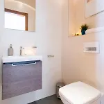 Miami Lovely Romantic Garden With Whirlpool Prag